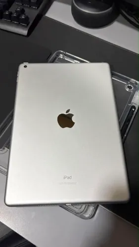 IPad 9 64GB + caneta