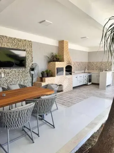 Duas casas pelo preço de uma! R$ 2.290.000 - Itaipu - Niterói/RJ