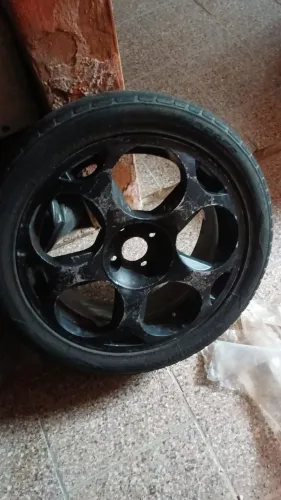 Rodas em bom estado 17