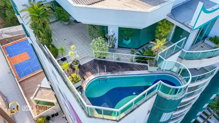 Cobertura Duplex de Alto Padrão à Venda no Bairro Jardim Blumenau