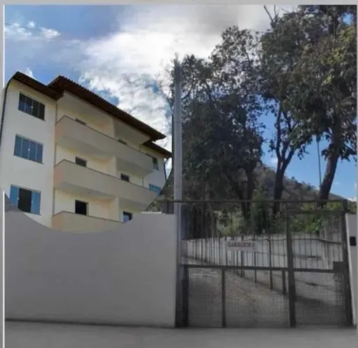 Apartamento com documentação ok.