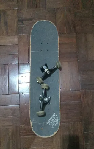 shape, rodinhas e truck de skate