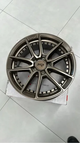 Jogo De Roda Niche M222 Bronze Semi-Brilho 5x112 - 18x8 Offset 42 (Nv)