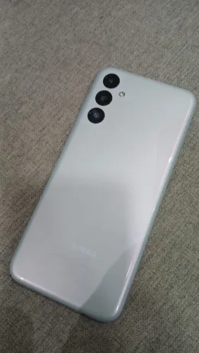 Celular M14