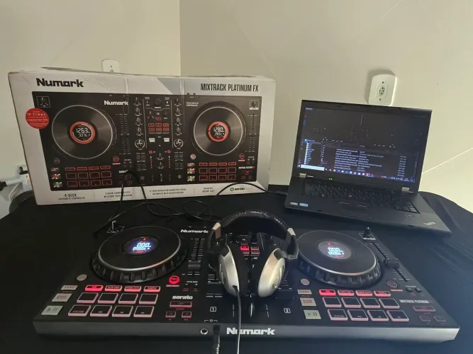 EQUIPAMENTO PARA DJ