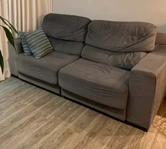 SOFÁ RETRATIL 2 LUGARES