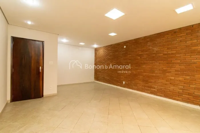 Casa para alugar com 180m², 4 quartos e 4 vagas