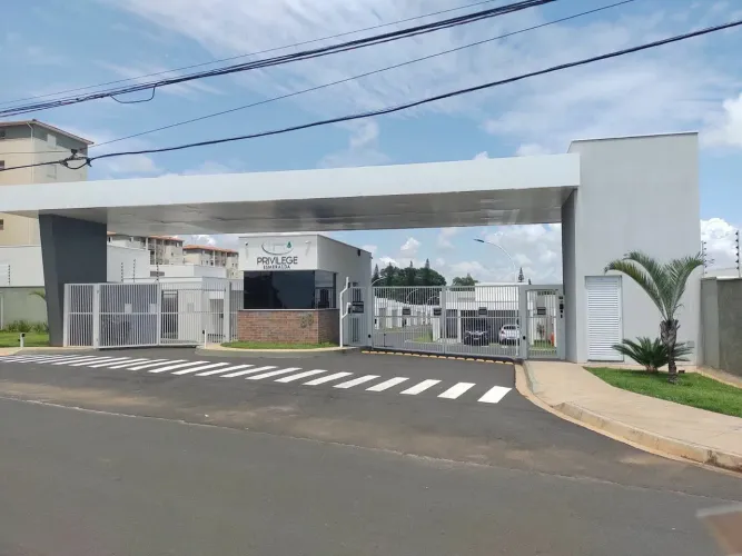 Casa de condomínio em Avenida João Procópio da Silva - Jardim Esmeralda - Marília/SP