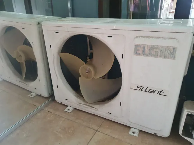 Ar condicionado Elgin 12.000 BTUs 220V
