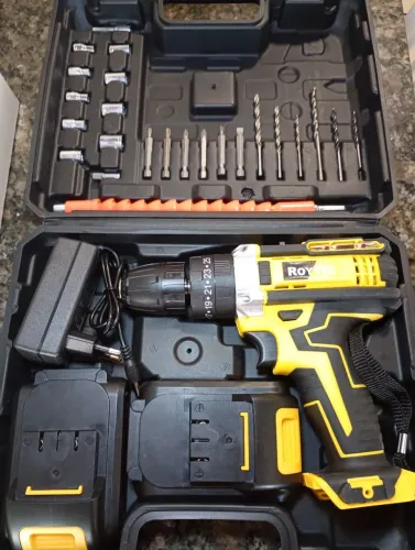 Parafusadeira e furadeira kit completo novo