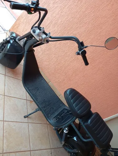 Scooter elétrica