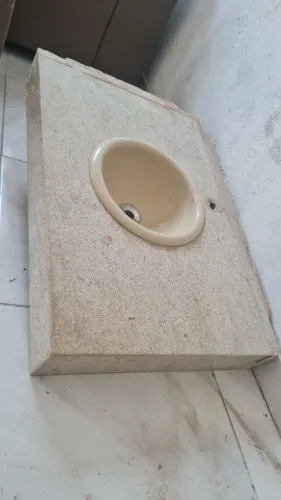 Pia granito banheiro