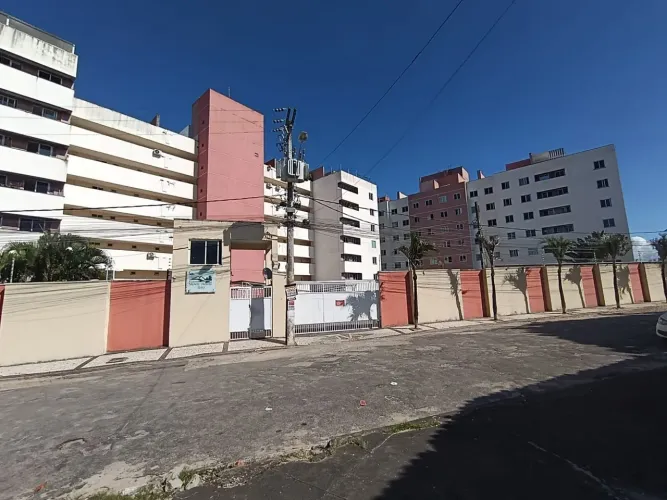 Apartamento Mobiliado para Alugar em Fortaleza | 3 Quartos (1 Suíte) | Piscina | Elevador
