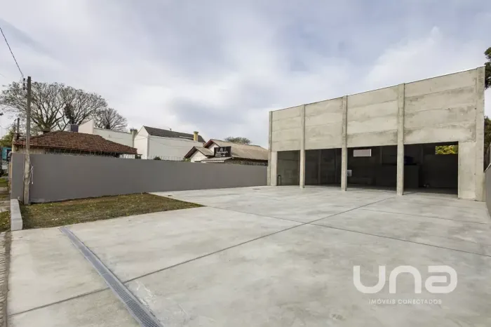 Loja à venda no Bacacheri com 285m²