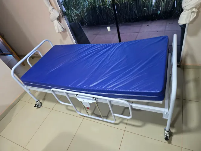 Cama hospitalar