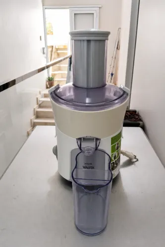 Centrífuga de alimentos Philips Walita Juicer Modelo RI1854