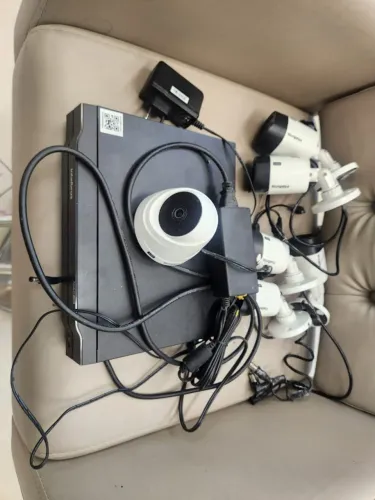 KIT CAMERAS INTELBRAS - COMPLETO