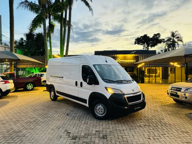 Peugeot Boxer Business Furgão 2.0 Turbo Diesel 2022