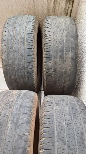 Pneus Goodyear 265/70/16
