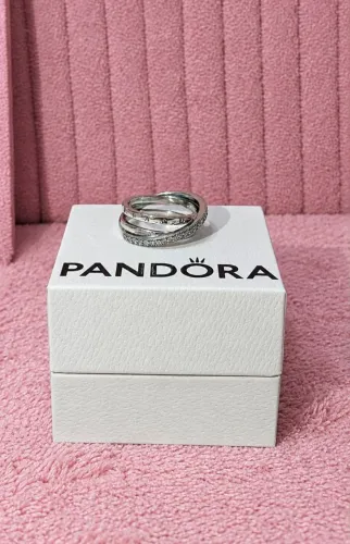 Anel pandora prata Maxi Triplo com Pavé, tamanho 17