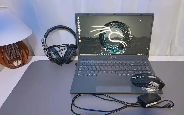 Notebook Muito Novo