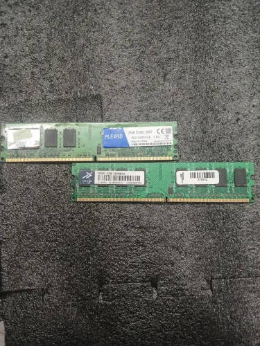 04 Gb Memória RAM DDR2  800 MHz 