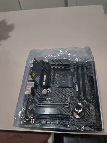 Placa-mãe ASUS TUF Gaming B550M ? AM4