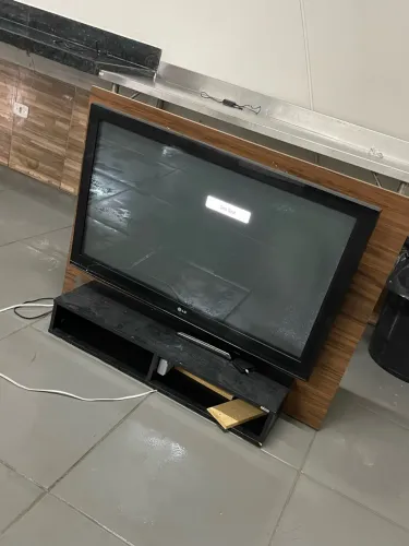 TV 42 polegadas + Painel