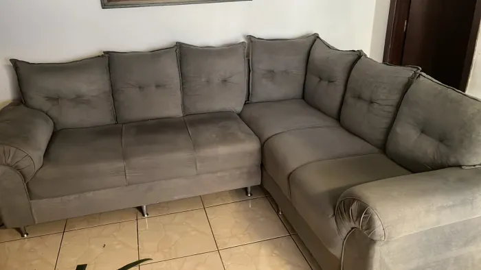 Vendo: Sofá de Canto.