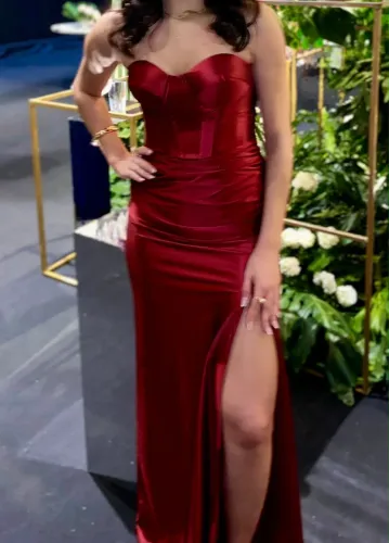 VESTIDO FESTA VERMELHO FENDA LATERAL 36-38 P