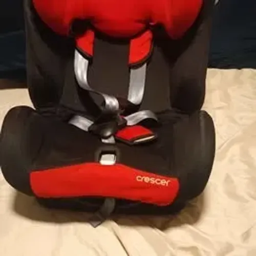 Urgente- Vendo Cadeira para Auto Kiddo Crescer Preta e Vermelho