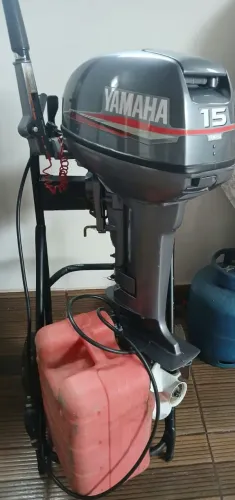 Motor Yamaha 15