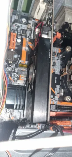 Placa de video GT 1030