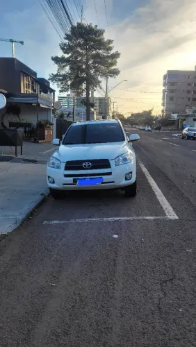 Toyota RAV4 2.4 4X2 16V 170cv Aut. 2011