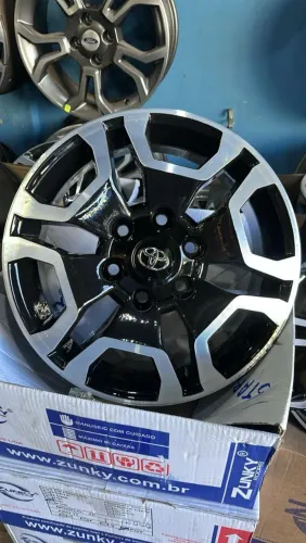 Jogo de rodas Toyota aro 17