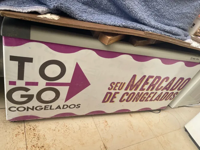 freezer expositor metalfrio horizontal 2 portas