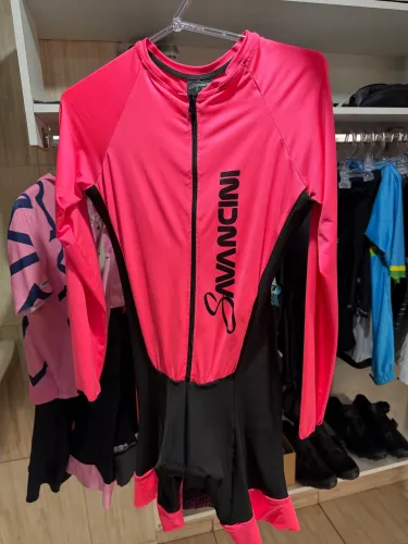 Macaquinho Ciclismo Feminino (P) Man. Longa Savancini R$ 90,00
