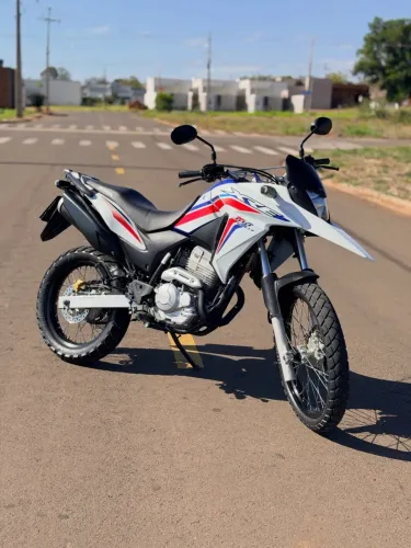 XRE 300 RALLY 2018 AVISTA OU PARCELADO