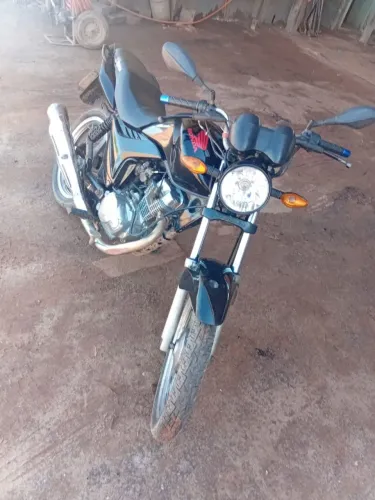 Cg Titan 150 Preta