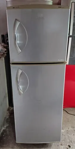Vendo geladeira Dako duplex Frost Free 