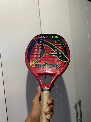 Raquete De Beach Tennis Shark Ultra