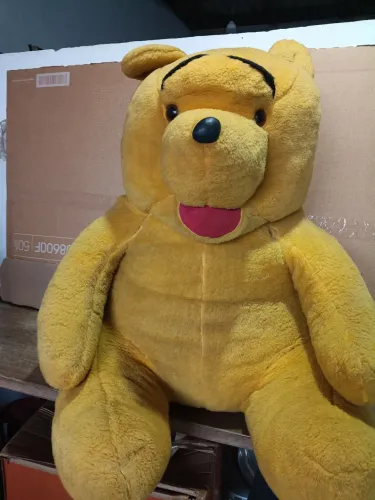 Ursinho Pooh grande 100 reais