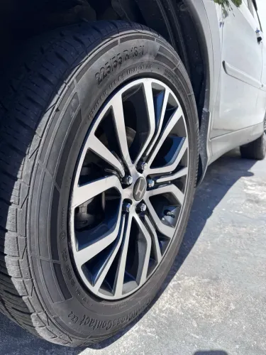 Jogo de Roda Aro 18 5x114 Original Outlander Pneu 225/55r18 Continental 80%