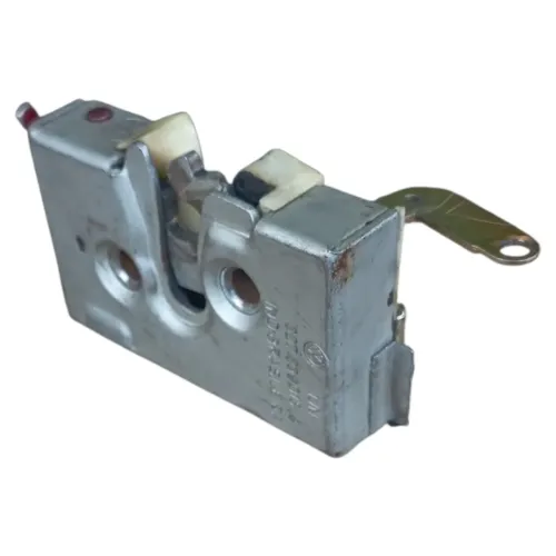 Fechadura Traseira Direita Vw Santana 1990 2006  *