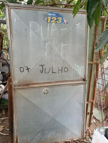 Portão de chapa