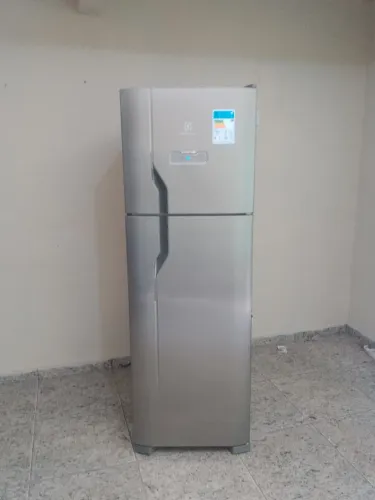 Vendo geladeira inox 