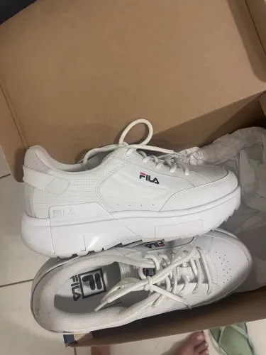 Tênis FILA feminino 