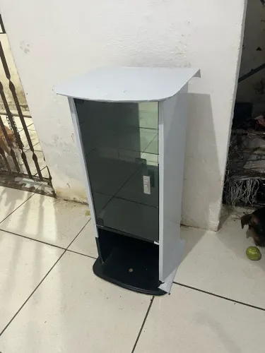 Armário pequeno
