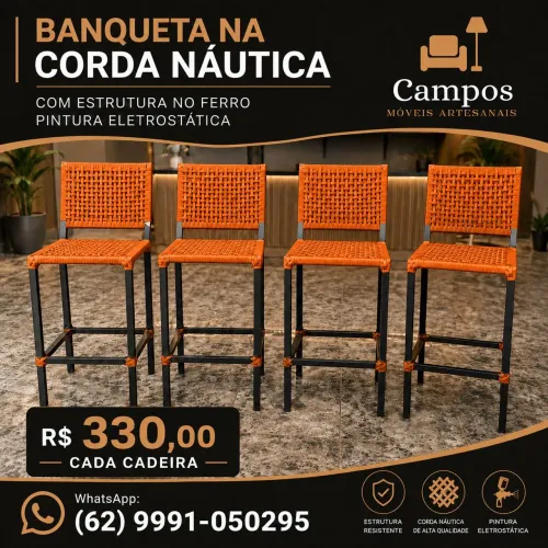 Cadeiras e banquetas na corda nautica