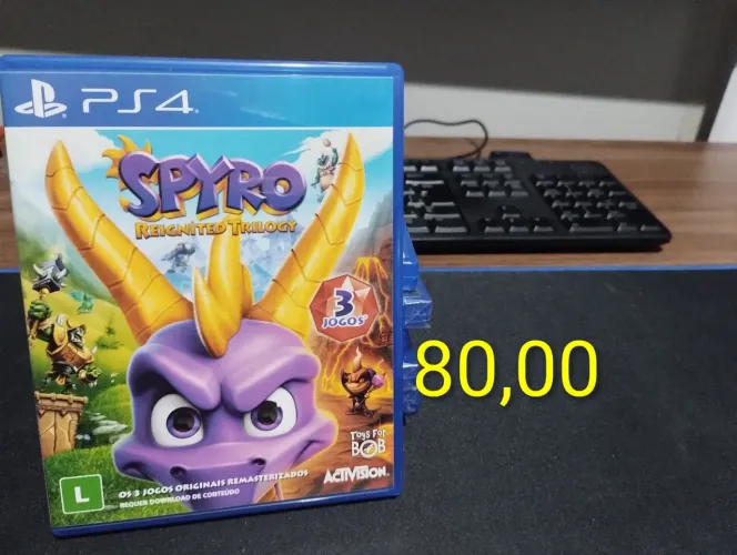 Spyro PS4 - usado